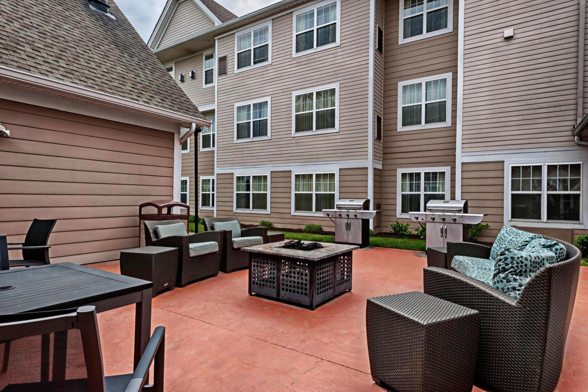 Residence Inn Mt. Laurel At Bishop'S Gate Mount Laurel Bagian luar foto